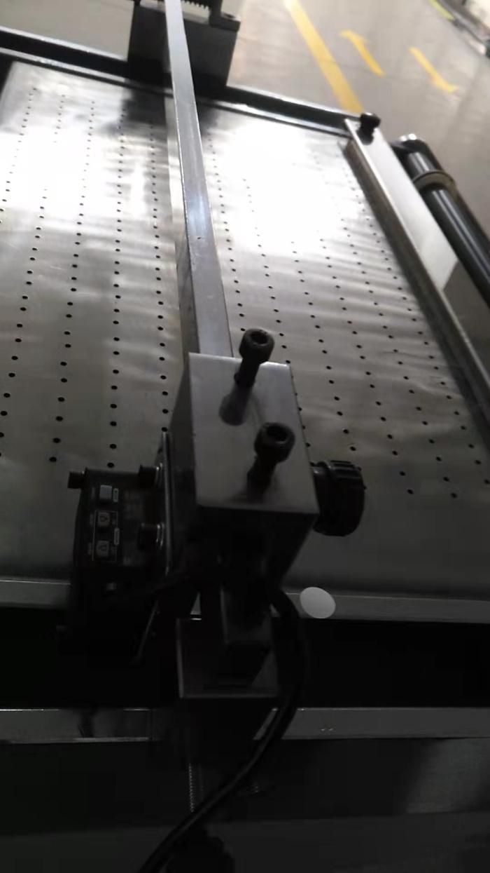 Printed Paper/PVC/Pet Sheet Cutting Machine with Photo Mark