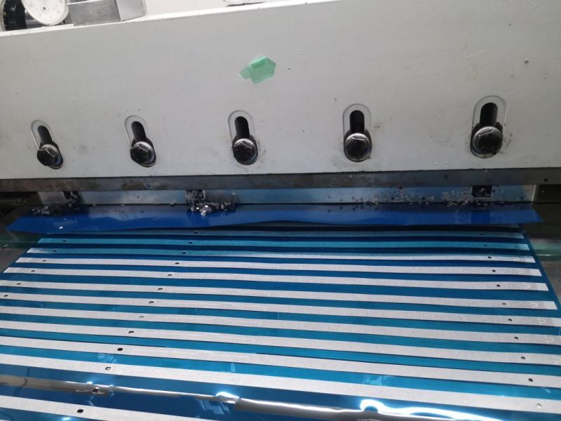 Automatic 700 Gap Cutting Machine Jump Cutter Sheeter