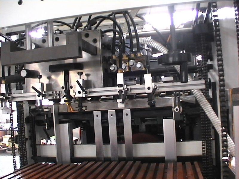 Automatic High Speed Platen Die Cutter Carton Box Making Machine
