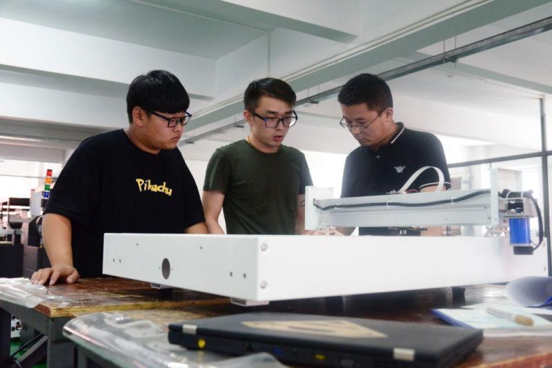Semi CCD Camera Graphic Cardboard Flatbed High-Performance Doubel Heads Cutting Plotter After Printing