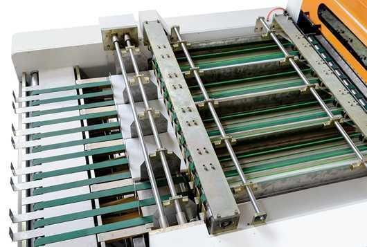 Servo Precision High Speed Paper Cutting Machine