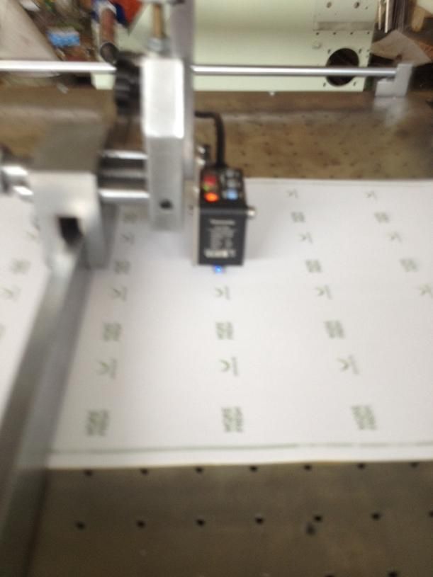 Adhesive Label Tape Aluminum Foil Liner Auto Feed Automatic Barcode Press Die-Cutting EVA Foam Flat Bed Die Cutting Machine