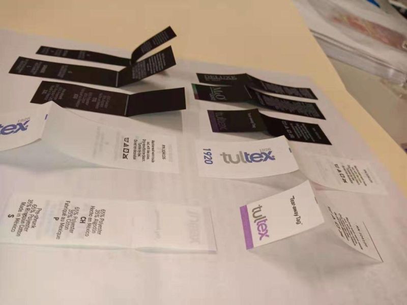(JZ-2817) Nylon Taffeta Label Cutting and Folding Machine for Garment Wash Care Labels