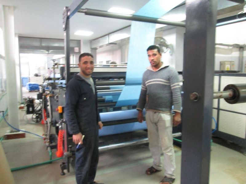CE Certificate Hot Melt Spray Laminating Machine for Medical Disposable Material
