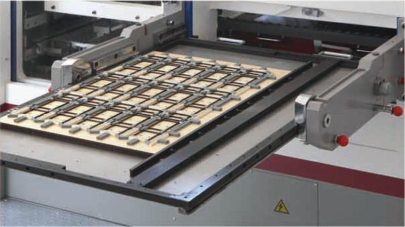 New Industrial Automatic Sheet Feed Creasing Die Cutting Machine