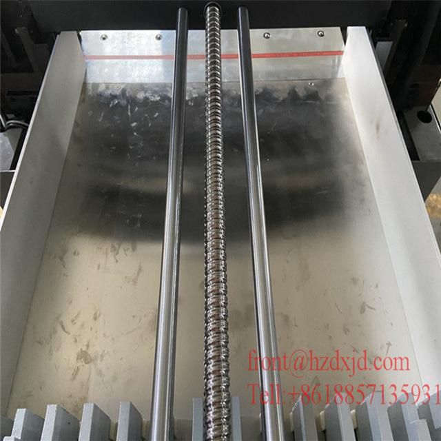 Hydraulic Program-Controlled Paper Cutting Machine (FN-H670P)